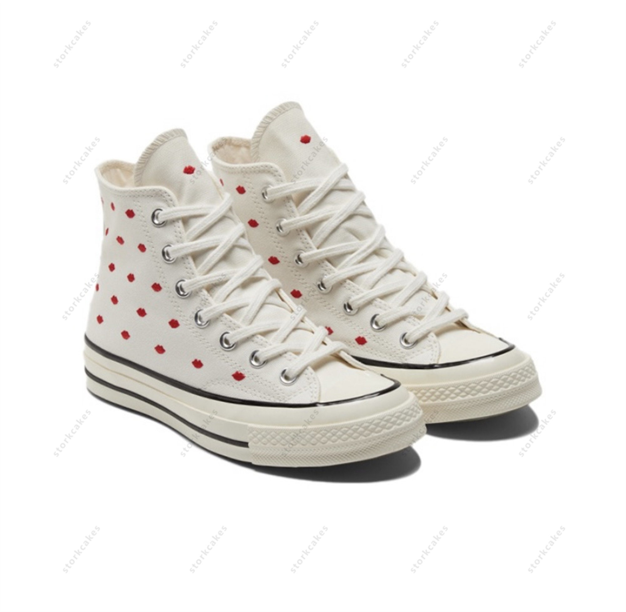 Converse Hearts Chuck Taylor
