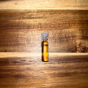 White Oud - 1ml Vial