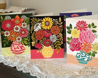 4 Greeting Cards, Colorful Floral Bouquets in Vases