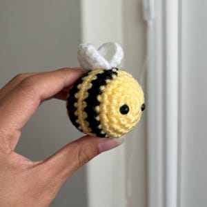 Handmade Bee Crochet | Cute and Cuddly Yellow Bee Plush | Perfect Gift for Bee Lovers | Soft and Adorable Amigurumi