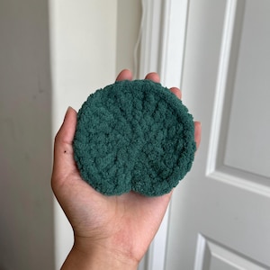 Lily Pad Crochet Coaster - Handmade Fluffy Soft Yarn Drink Coaster | Cute Nature-Inspired Decor
