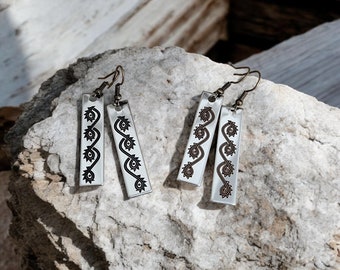Serpent pattern earrings, engraved on stainless -  Muscogee Creek, Cherokee, Choctaw and Southeastern Tribes design, traditional