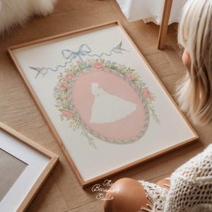 Elegante prinses silhouet kunst aan de muur, vintage kinderkamer muurkunst goud, vrouwelijk bloemendecor, sprookjesachtige esthetiek voor kinderkamer of slaapkamer