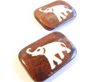 2 Double Hole Horn Beads with Elephant Image from Africa