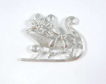 Large Pewter Sleigh with Poinsetta Flower Pendant
