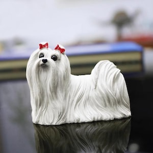 Hand-crafted Mini Maltese dog Miniature Puppy Dog Action Figure Resin Pug Statue Sculpture Car Dashborad Desk Decoration Ornaments