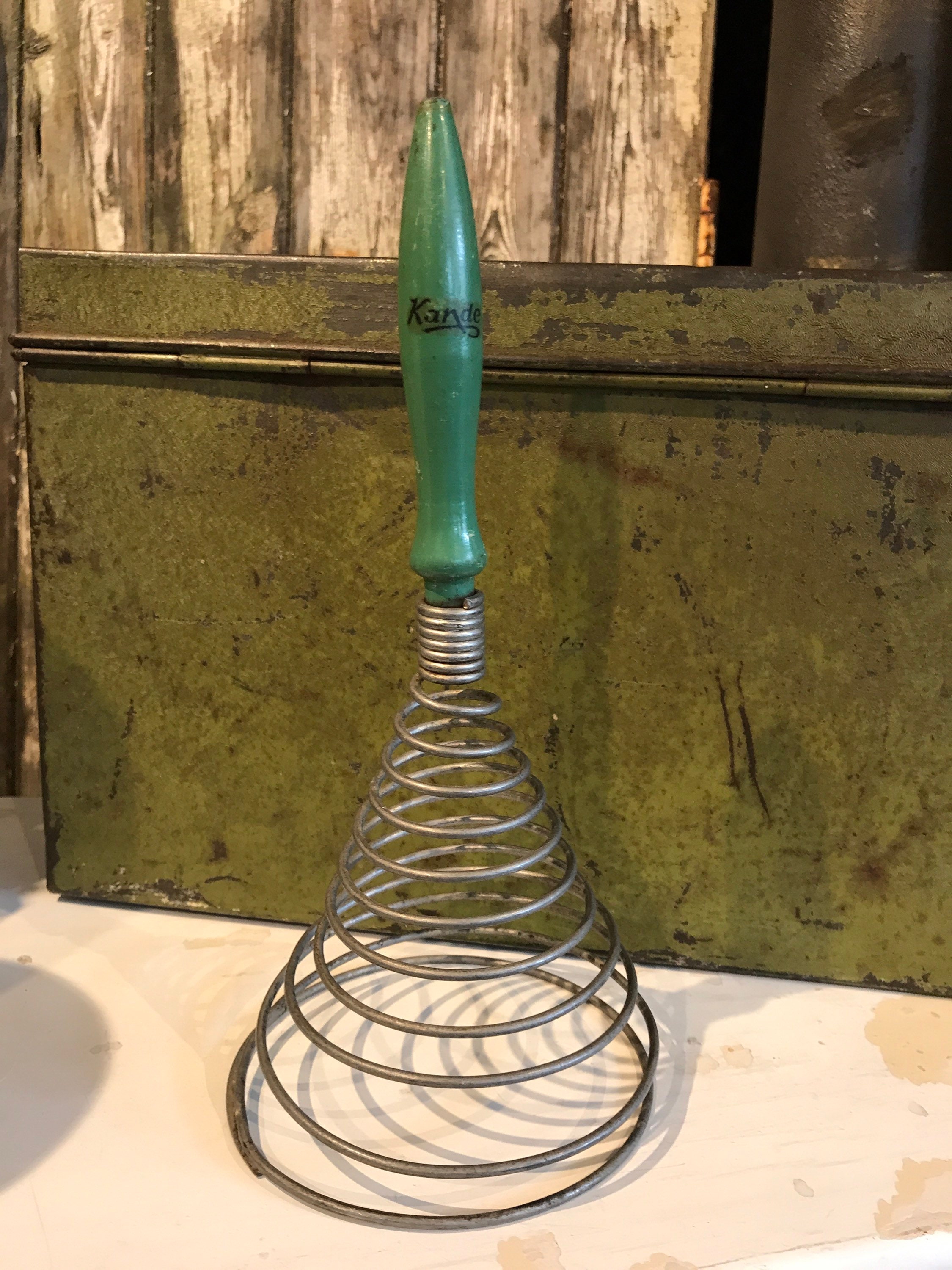 Vintage Kande Egg Whisk green handle. Etsy