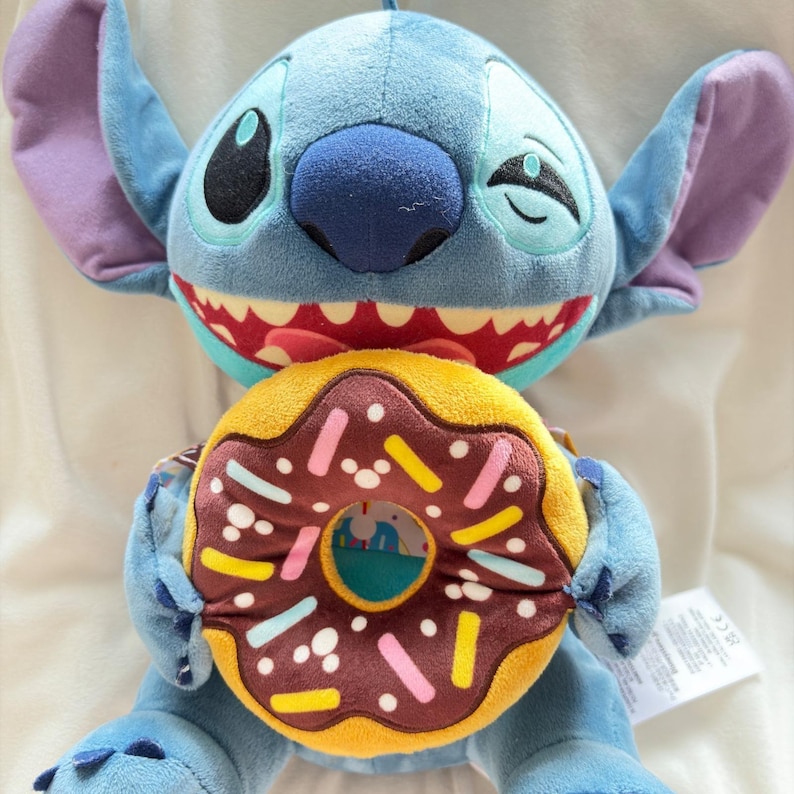 Disney Stitch Attacks Snacks Donut Plush Series 6/12 11" Lilo & Stitch image 1