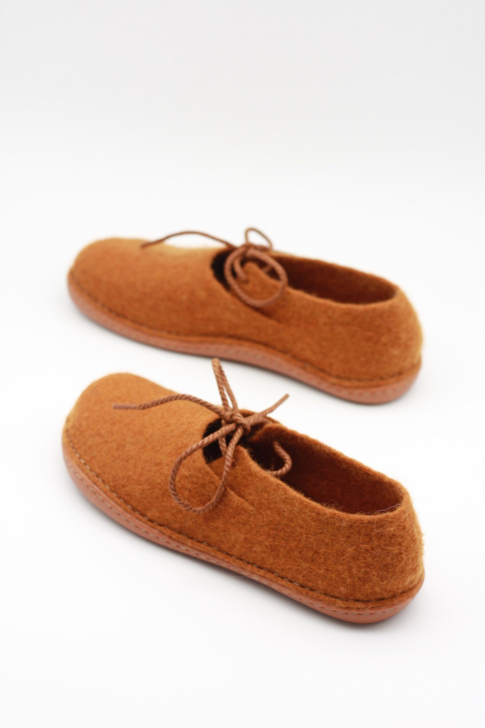 lucielalune / spring ballet shoes/eu38 us7.5 uk5 / caramel color/ women/ handmade felted wool/
