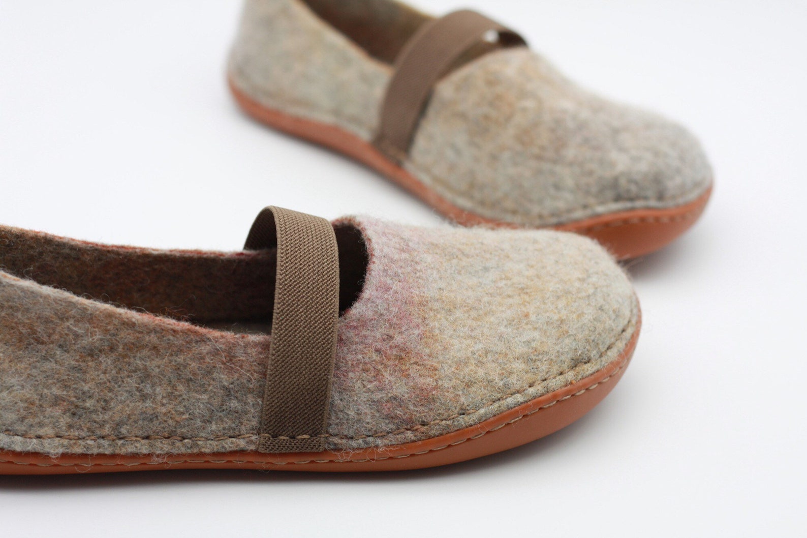 lucielalune /eu39 us8.5 uk6 / women's flat ballet shoes / spring autumn / handmade felted merino wool slippers / slip on sho