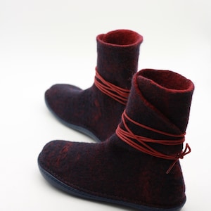 Stivali da donna in feltro di lana fatti a mano con cinturino, design ecologico alla moda, stivali da fata primaverili ed autunnali ASB6-5