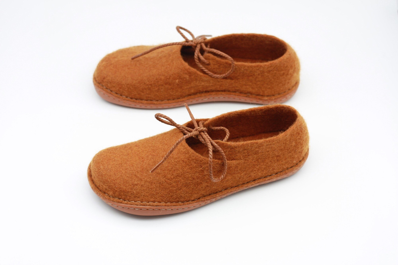 lucielalune / spring ballet shoes/eu38 us7.5 uk5 / caramel color/ women/ handmade felted wool/