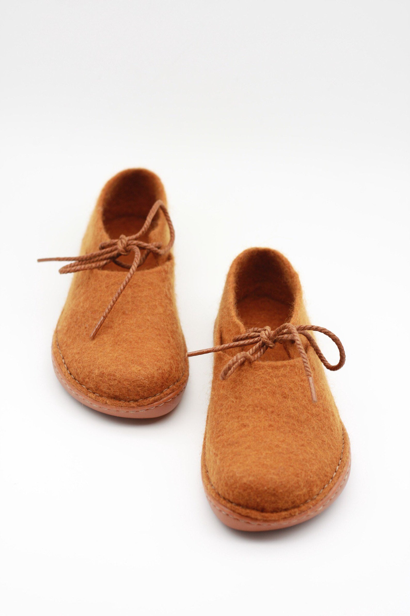 lucielalune / spring ballet shoes/eu38 us7.5 uk5 / caramel color/ women/ handmade felted wool/