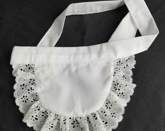 Grembiule per bambola in cotone con bordo in pizzo, adatto a bambole da 45 cm (18 pollici).