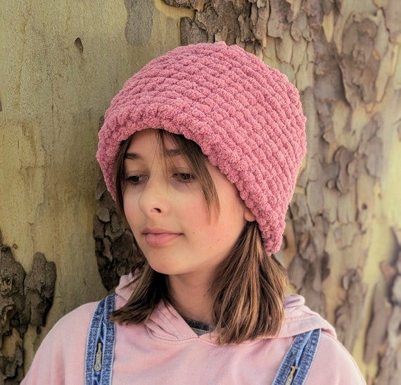 Pink handmade crochet beanie Slowslowly]Lily Fur Handmade Crochet Short Beanie _ Pink main image 3