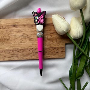 Penna per cancro al seno, penna con perline per la consapevolezza del cancro al seno, penna con perline, penna con nastro rosa
