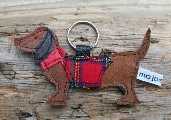 Porte-clés teckel, porte-clés chien en cuir, porte-clés chien saucisse porte -clés chien porte-clés chien saucisse porte-clés dashund, chien avec  manteau écossais -  France