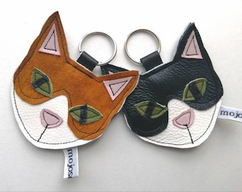 Handgemachte Leder Katze Schlüsselanhänger: Nachhaltiger Katzen Taschenanhänger, Catwomen Geschenk