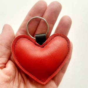 Heart keyring, heart keychain, heart fob, heart keyfob, leather heart keyring, leather keyring, leather heart keyring, love keyring