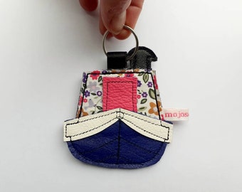 Narrow boat keyring, narrowboat keyring, canal boat keychain, canal boat gift, applique keyring, narrow boat, barge keyring,  boat keyring