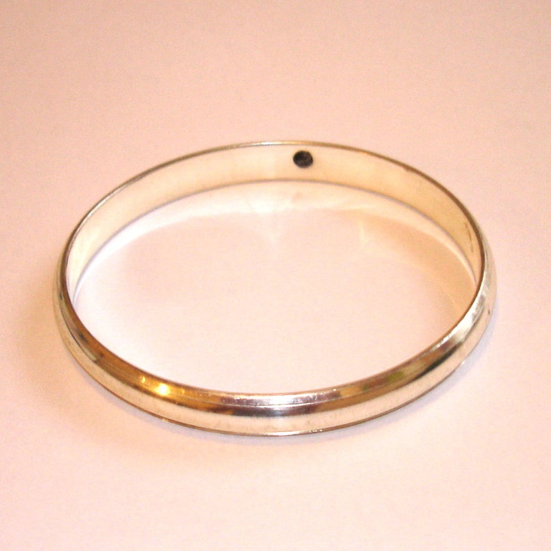 vintage simple silver tone metal upper or lower arm layering bangle stacking bracelet thin cuff unisex mens classic jewelry nonbinary women