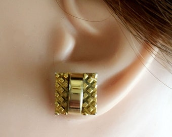 vintage gold tone metal tiny squares texture golden half circle square pierced post back geometric stud earrings unisex womens mens