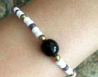 vintage mauve black white lilac and gold beaded layering anklet large wrist or ankle bracelet 9.5 inch unisex friendship jewelry nonbinary