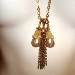 vintage Sarah Coventry golden tassel necklace with 2 removable  acorn pearl pendants gold 27&quot; chain collectible Midcentury costume jewelry