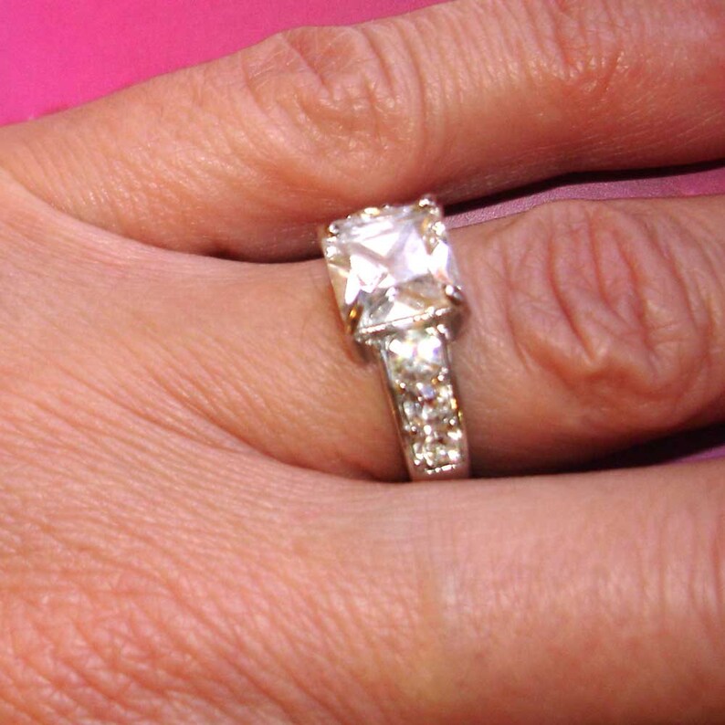 Vintage faux diamonds silver tone metal ring size 6 cubic Etsy