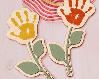 Personalized Mother’s Day Handprint Flower Sign, DIY First Mother&#39;s Day Handprint Sign, New Mom Mothers Day Gifts From Kids, Gift For Mom