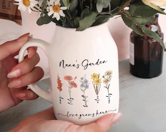 Custom Grandma&#39;s Garden Flower Vase, Mother&#39;s Day Gift, Custom Grandkid Name Flower Vase, Wildflower Gift, Grandma Gift, Grandma Flower Vase