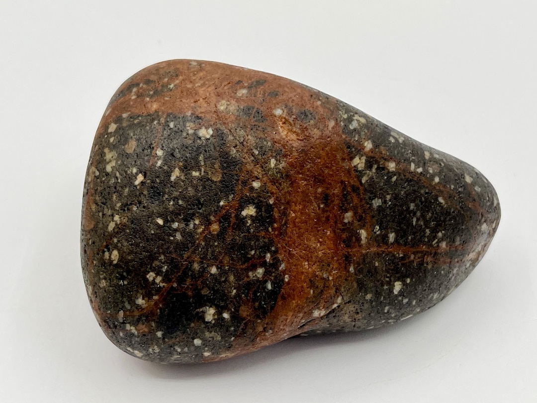 Lake Erie Porphyritic Basalt Stone With Red Veins - Etsy