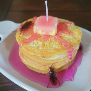 Hallon Cucaracha pannkaksljus