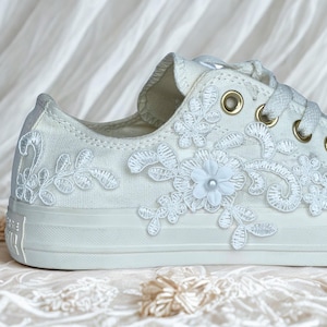 Luxury Ivory Wedding Converse Lace Low Top, Custom Converse Shoes For Bride, Personalized Bridal Low top Tennis Shoes with White Lace