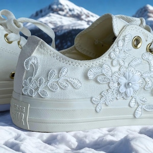 Luxury Ivory Wedding Converse Lace Low Top, Custom Converse Shoes For Bride, Personalized Bridal Low top Tennis Shoes with White Lace