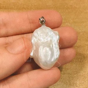 Natural Baroque Pearl Pendant Freshwater Pearl Pendant White Pearl for Necklace Beautiful Pearls Irregular Pearls