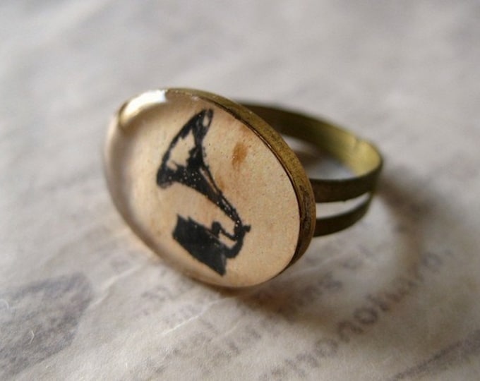 Little Gramophone/phonograph Ring Brass Adjustable - Etsy