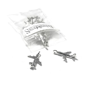 10 Antique Silver Pewter 3/4 inch Passenger Jet Airplane Jewelry Pendant Charms