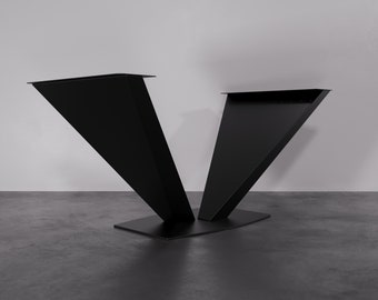 Handmade Metal Table Base: Modern Industrial Style