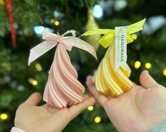 Woondecoratiekaars kerstboom, geurkaars, handgemaakte soja en bijenwas.