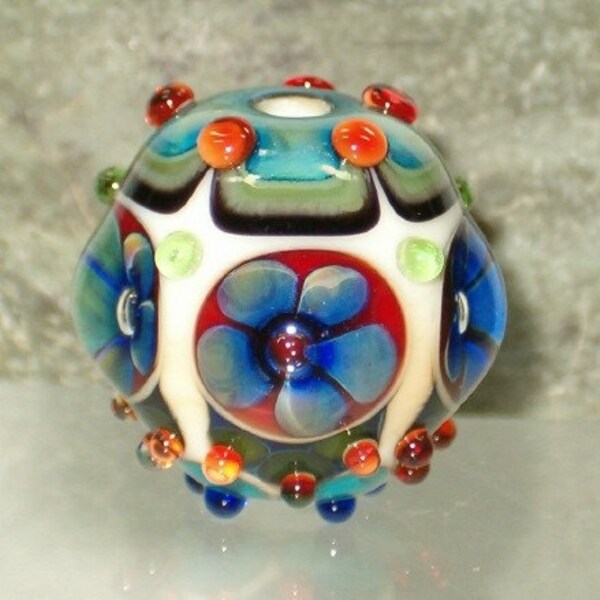 round flower bead, handmade glassbead SRA