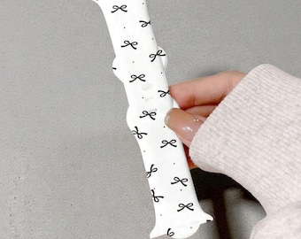 White Bow Pattern Apple Watch Band Cute Minimalist Silicone Strap for Smartwatch Women Girls Fashion Accessory Gift Idea