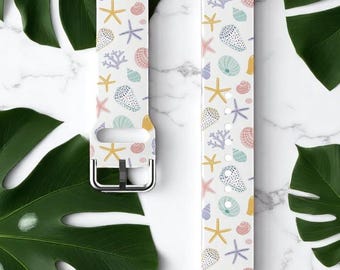 Sea Shells & Starfish Apple Watch Band, Ocean Pattern Watch Strap, Beach Theme Smartwatch Band, Summer Style Band 42 44 45 49 38 40 41mm