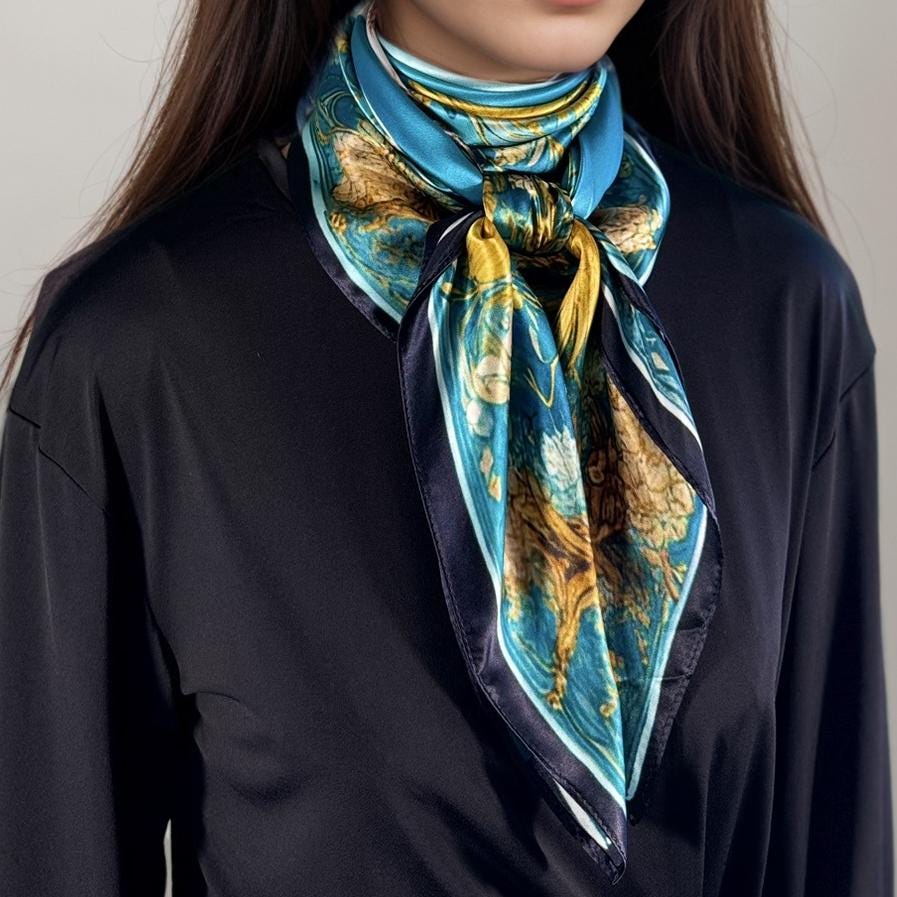Foulard Carré 66cm ᏔᏬᏗ – Signe Du Faucon (21 Mars-19 Avril), Astrologie Amérindienne, Violet, AKÅSA