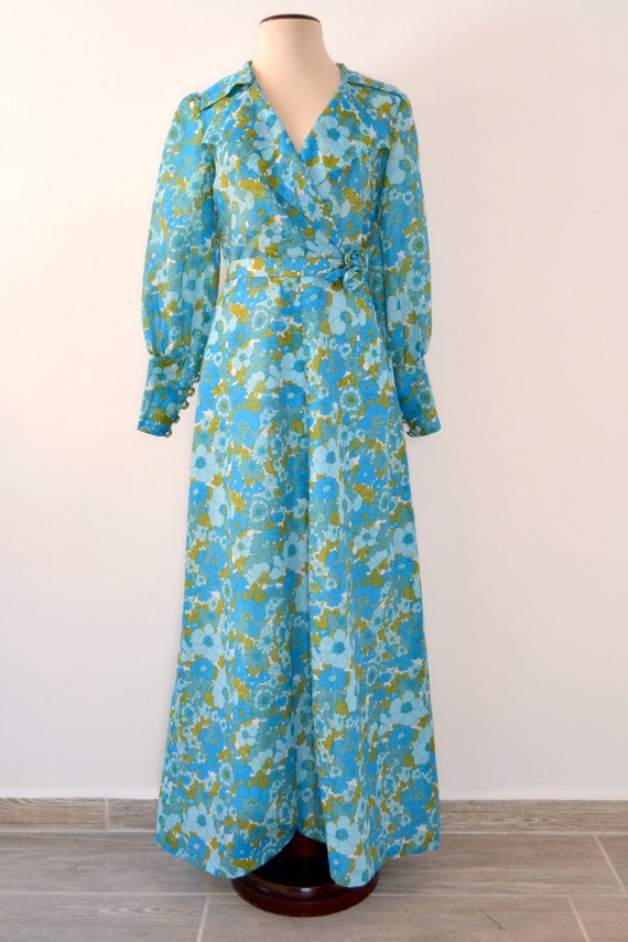 1970s Bold Floral Printed Maxi Dress