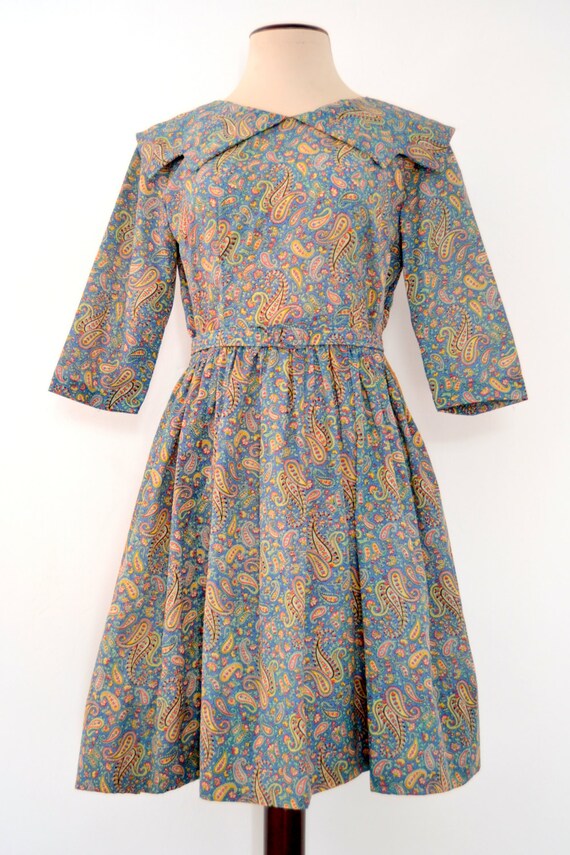 Vintage 1950's Paisley Printed DRESS. Fifties Full