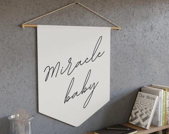 Guirnalda de pared "Bebé Milagroso", decoración cristiana para la habitación del bebé, regalo para bebé basado en la fe.