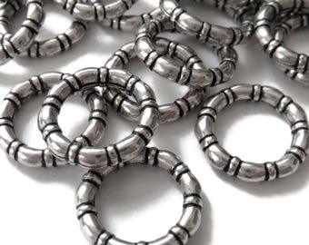 De-stash: 24 pcs Bamboo Jewelry Connector Links, Silver Metallized Acrylic