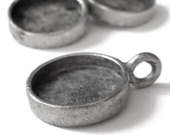 De-stash: 6 pcs Nunn Design Bezel Pendants - Deep Tray Frame for Resin and Glazes