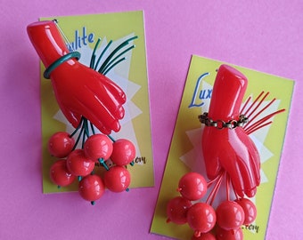 New! 1940s inspired red cherries bouquet hand brooch - bakelite style by Luxulite